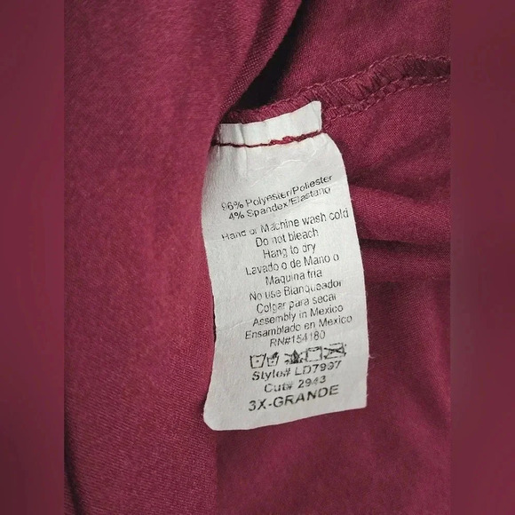 3X NWT sleeveless v-neck burgundy dress with ruched sides and slit on one side - Picture 4 of 5